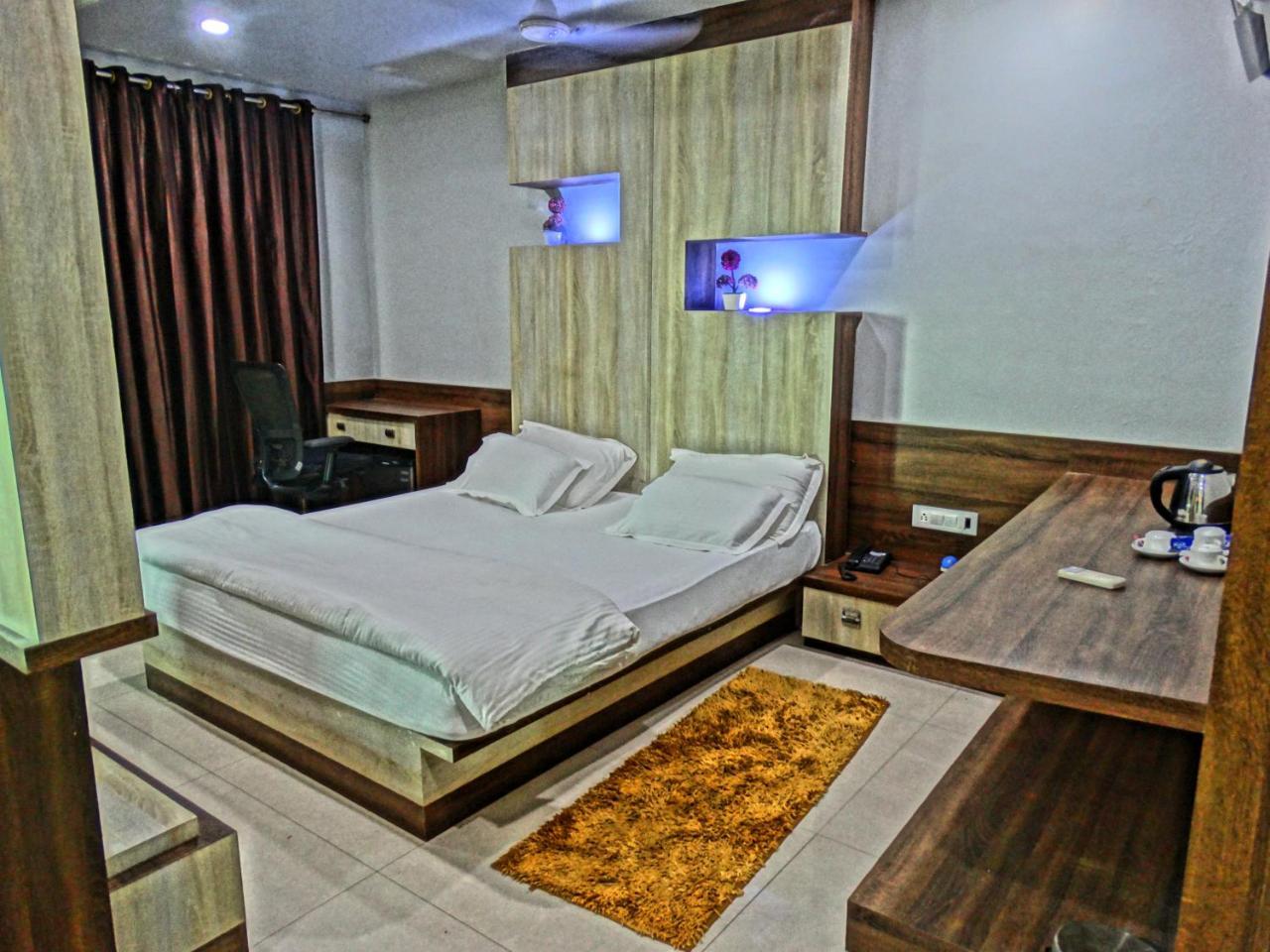 Hotel Garv Residencia 가야 외부 사진